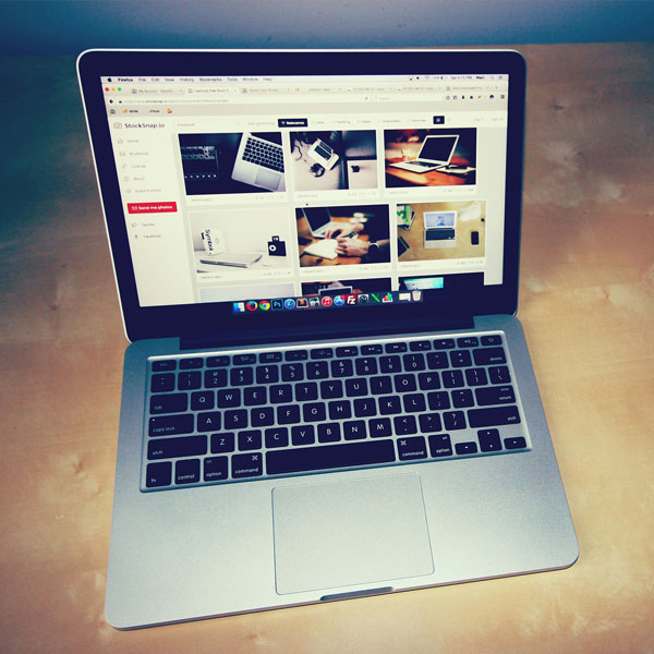 MacBook Pro - Apple